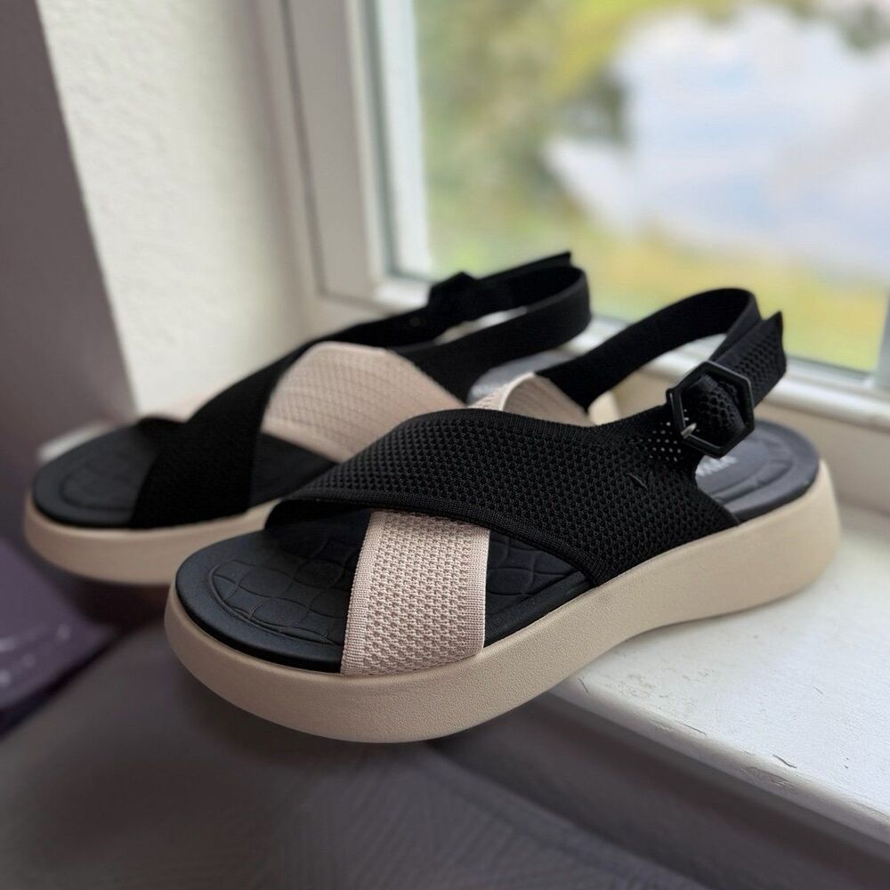 VIVAIA Women’s AdaptAll Walker Sandals (Kara) In Black and Cream Size 41.5 NWOT!